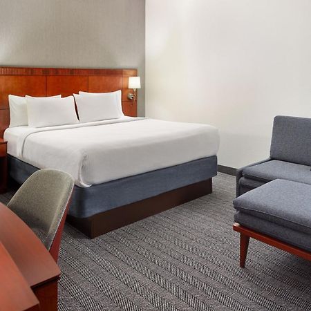 מלון Courtyard By Marriott Atlanta Executive Park/Emory מראה חיצוני תמונה