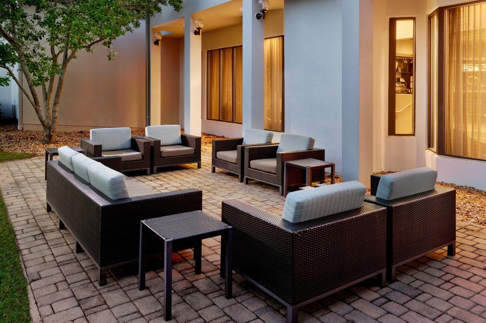מלון Courtyard By Marriott Atlanta Executive Park/Emory מראה חיצוני תמונה
