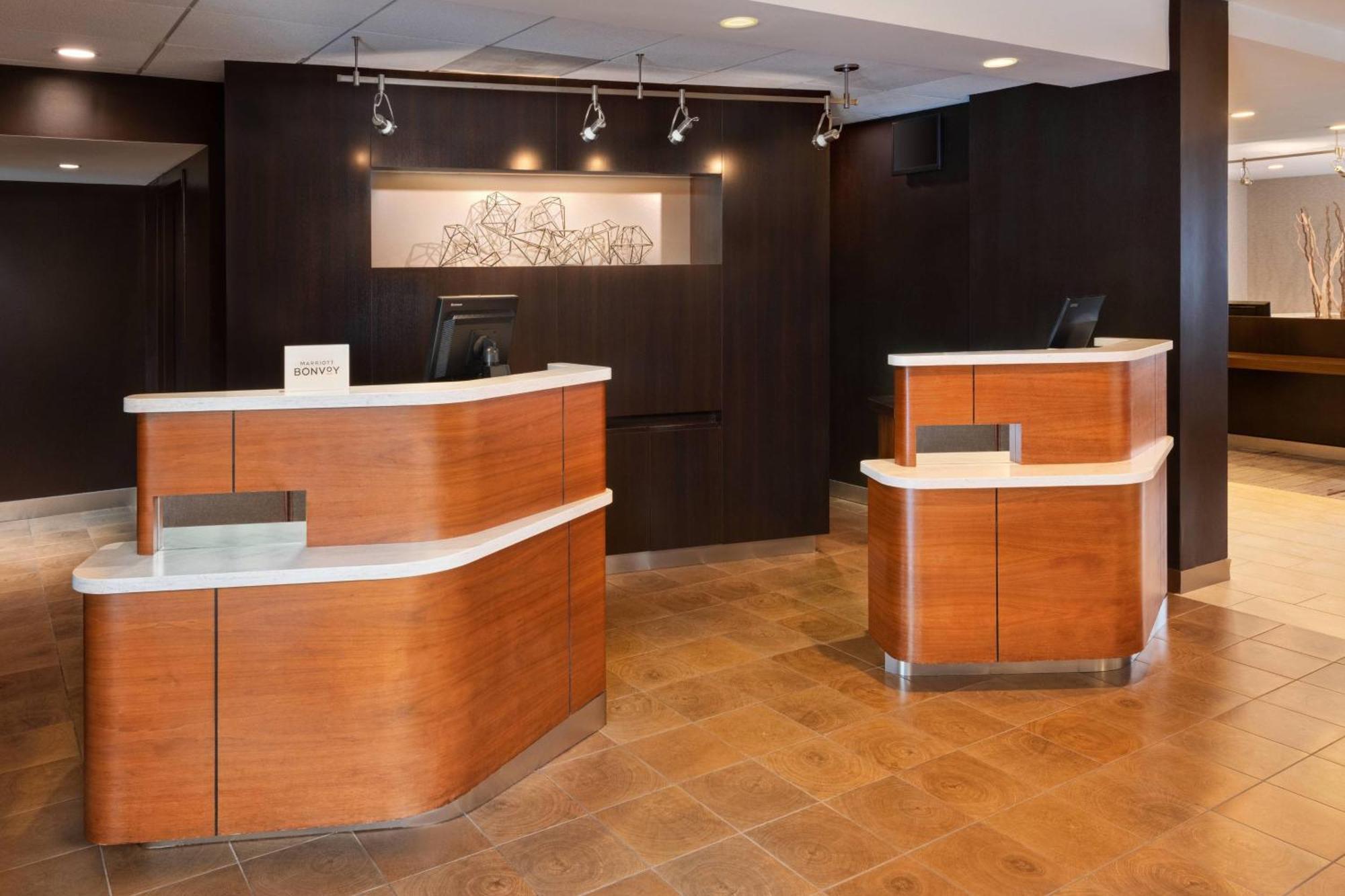מלון Courtyard By Marriott Atlanta Executive Park/Emory מראה חיצוני תמונה