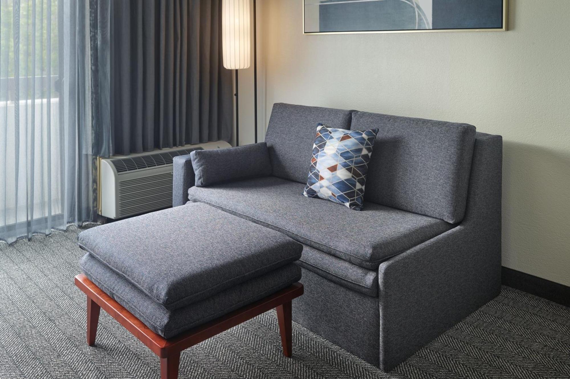 מלון Courtyard By Marriott Atlanta Executive Park/Emory מראה חיצוני תמונה