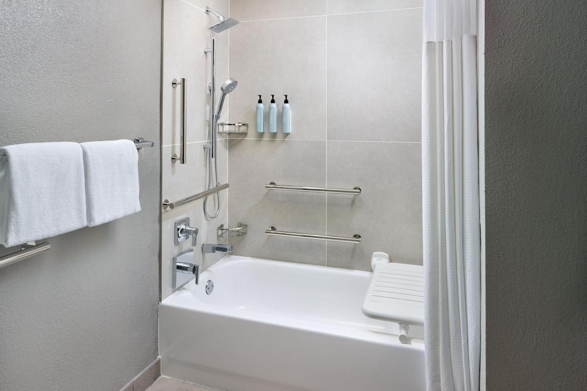 מלון Courtyard By Marriott Atlanta Executive Park/Emory מראה חיצוני תמונה
