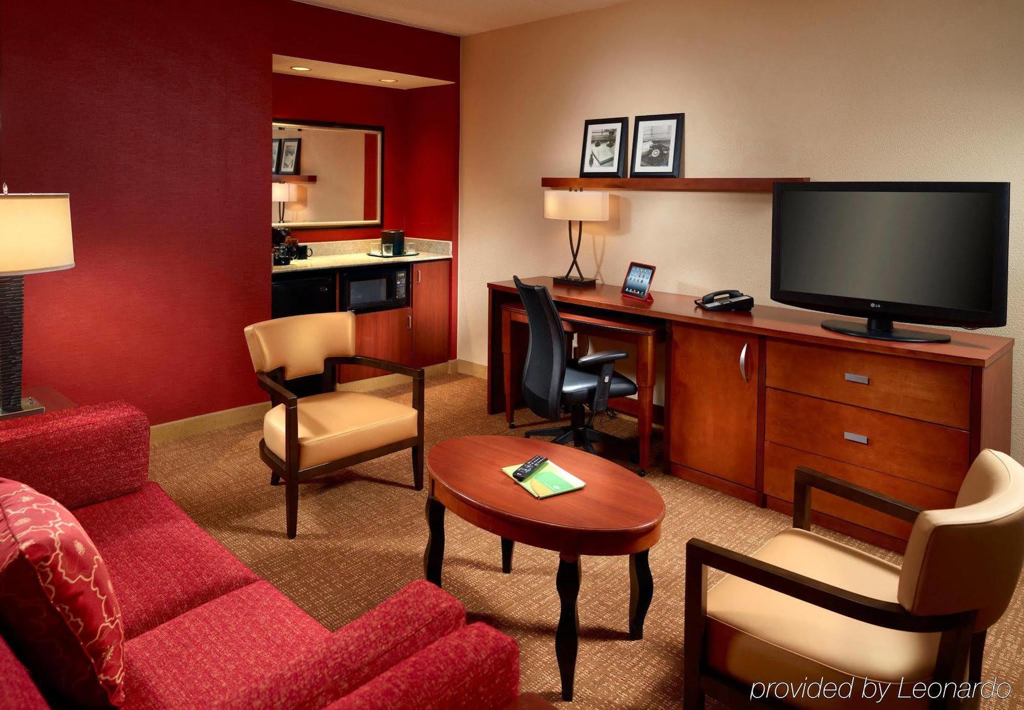 מלון Courtyard By Marriott Atlanta Executive Park/Emory מראה חיצוני תמונה