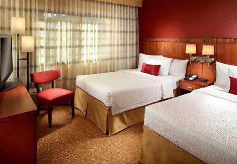 מלון Courtyard By Marriott Atlanta Executive Park/Emory מראה חיצוני תמונה
