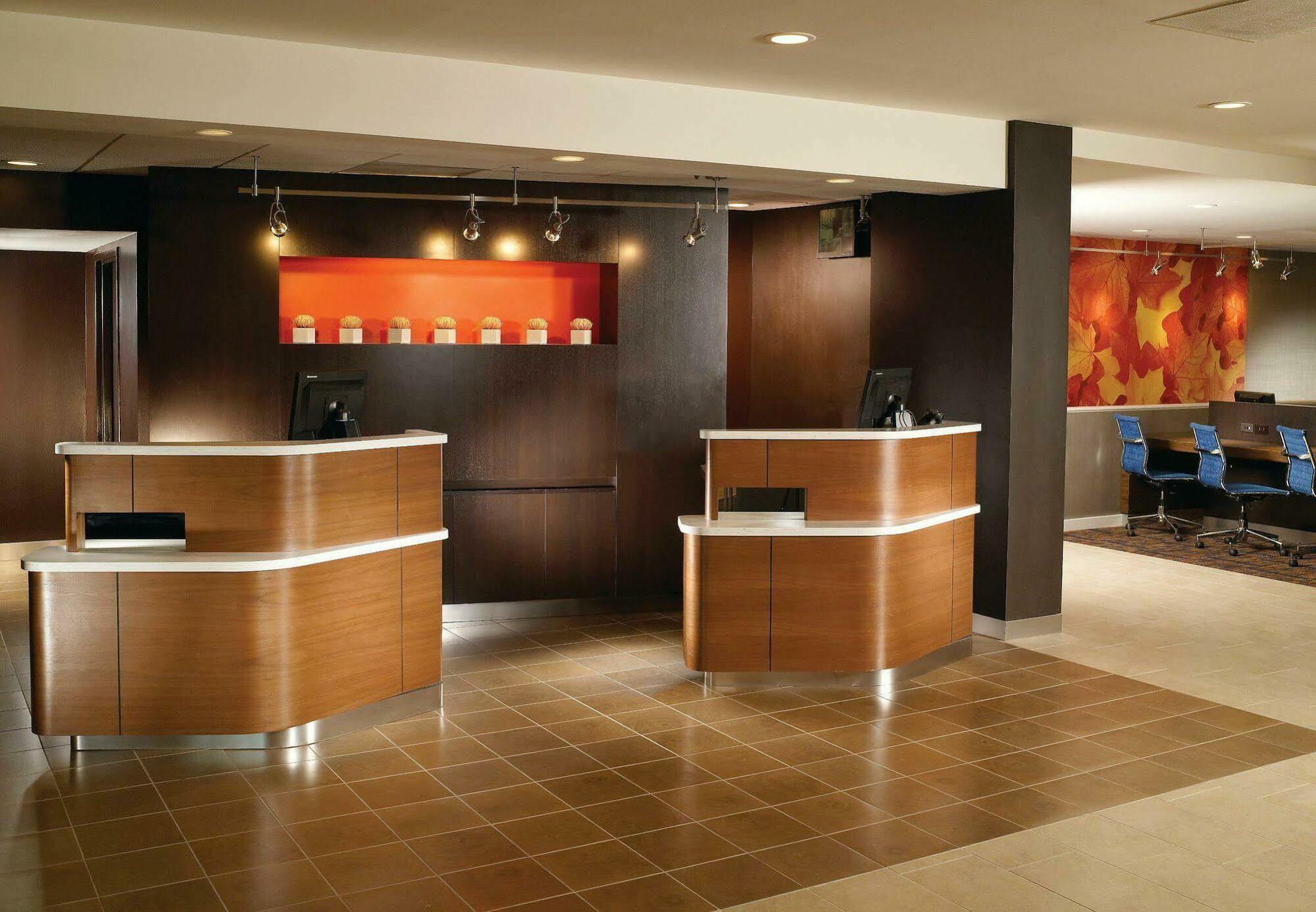 מלון Courtyard By Marriott Atlanta Executive Park/Emory מראה חיצוני תמונה